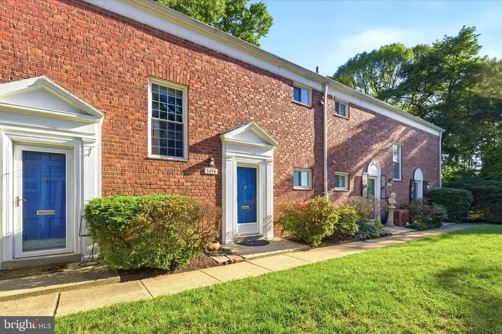 3454 Martha Custis Dr, ALEXANDRIA