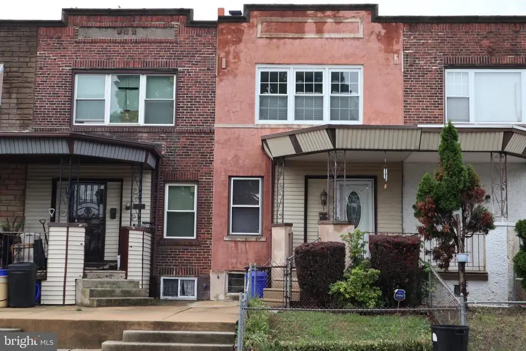 2546 S 68th St, PHILADELPHIA