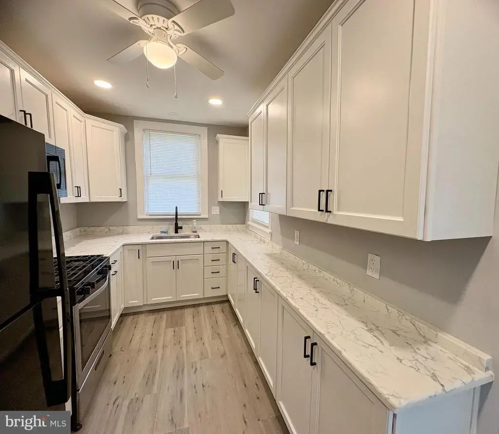 735 Morgan Ave #first Floor, PALMYRA
