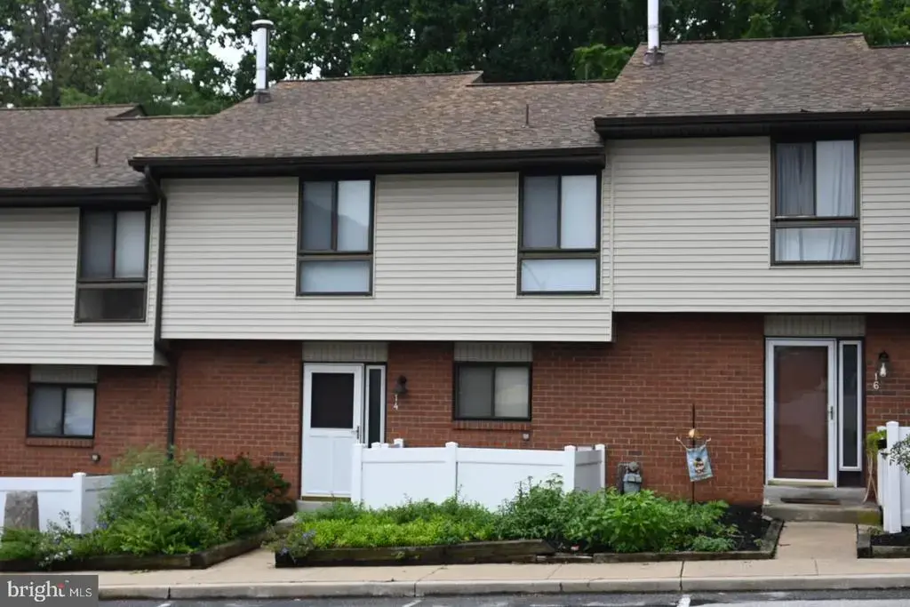 14 Sandy Brae Ct #14, WILMINGTON