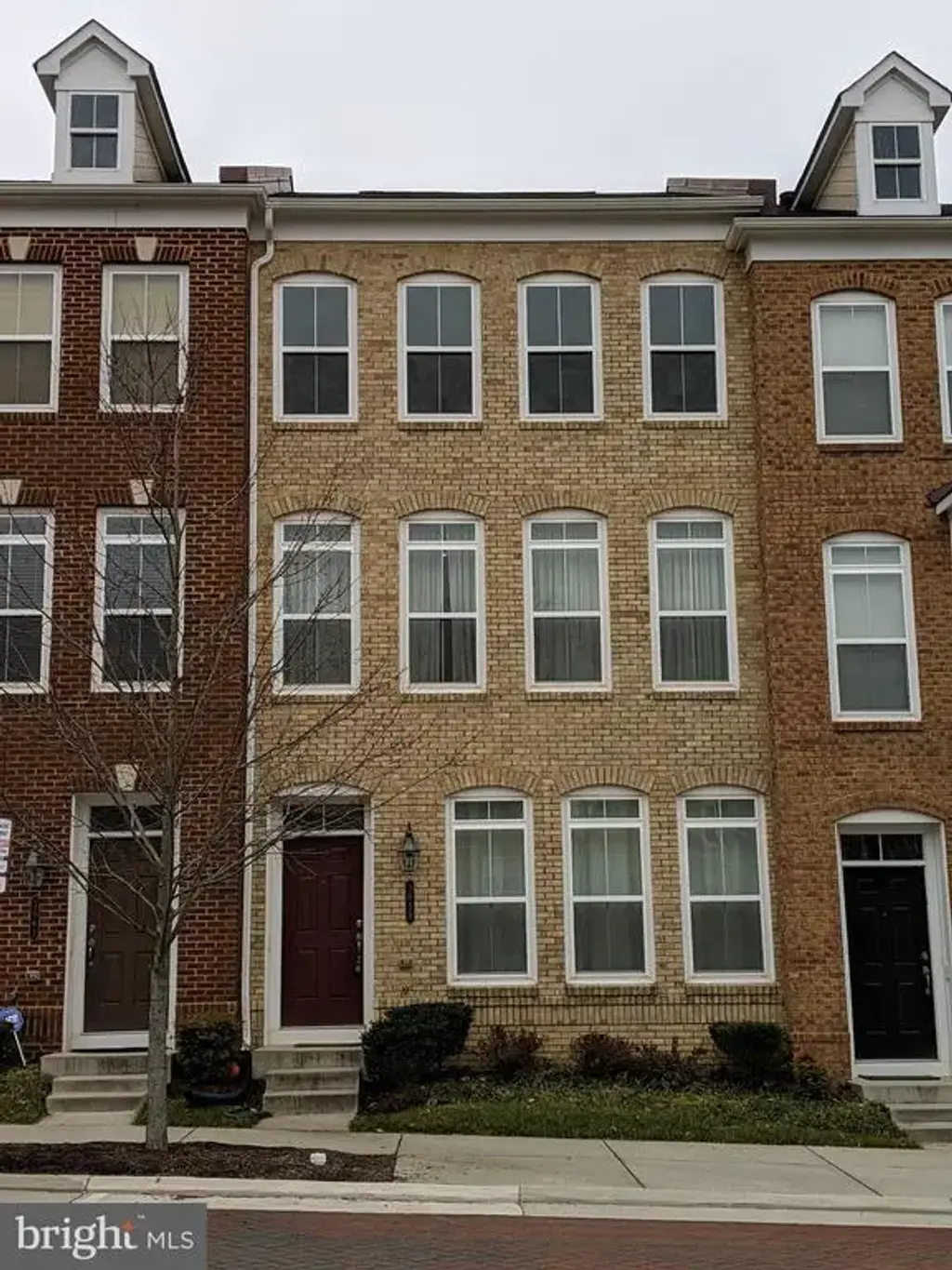 3059 Waterloo Ln, FAIRFAX