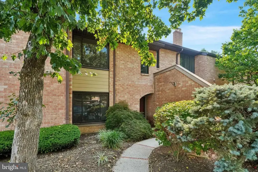 154 Woodgate Ln #44, PAOLI