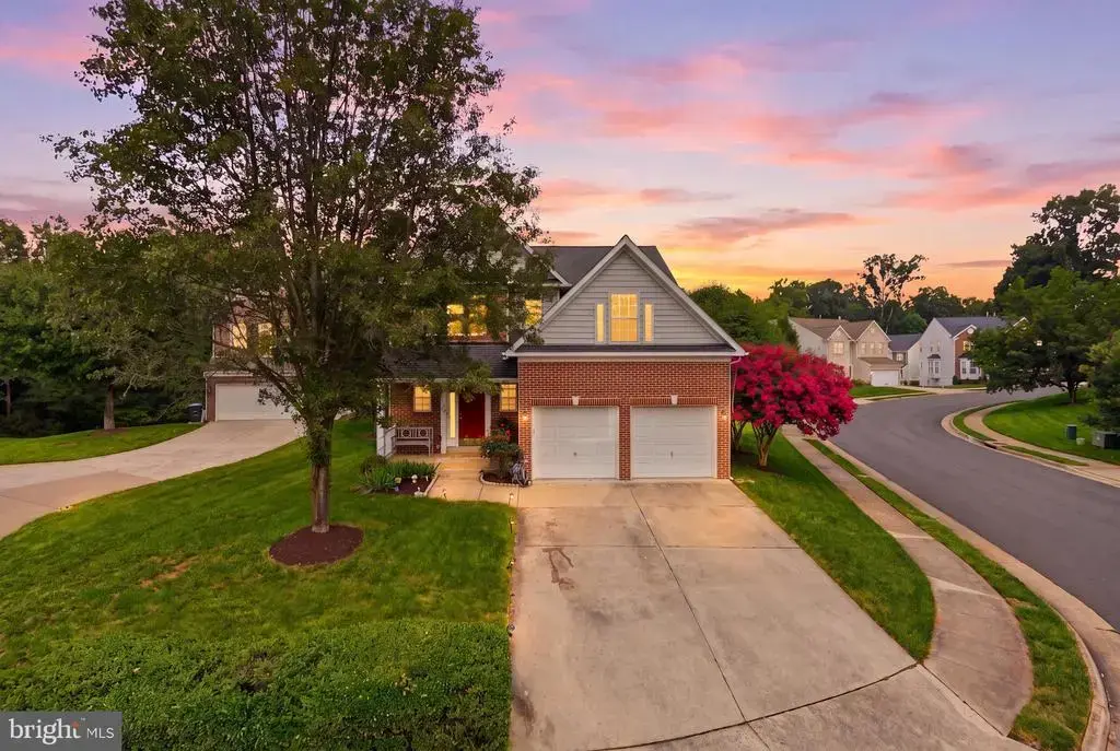 3738 Freehill Ln, FAIRFAX