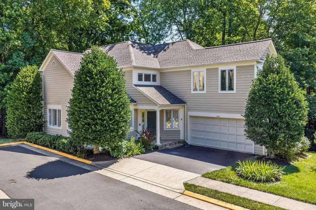 11201 Pavilion Club Ct, RESTON