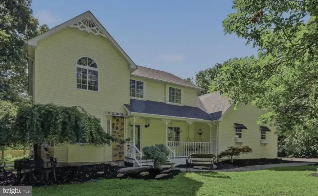 161 Acorn Ln, STROUDSBURG