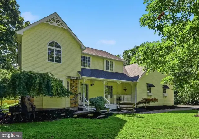 161 Acorn Ln, Stroudsburg