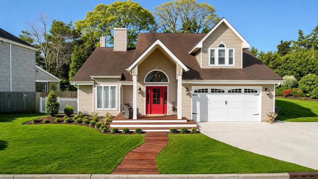 107 Holly Ln, LINWOOD