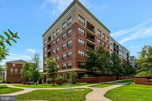 9500 Sprague Ave #403, Fairfax