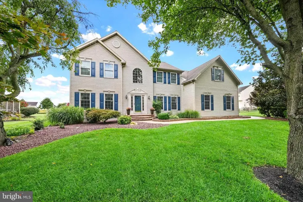 3 Mildred Ln, MIDDLETOWN