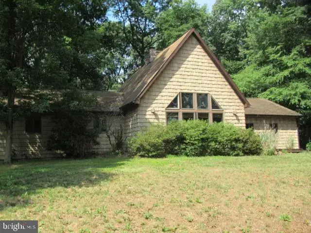 279 Miller Rd, Halifax