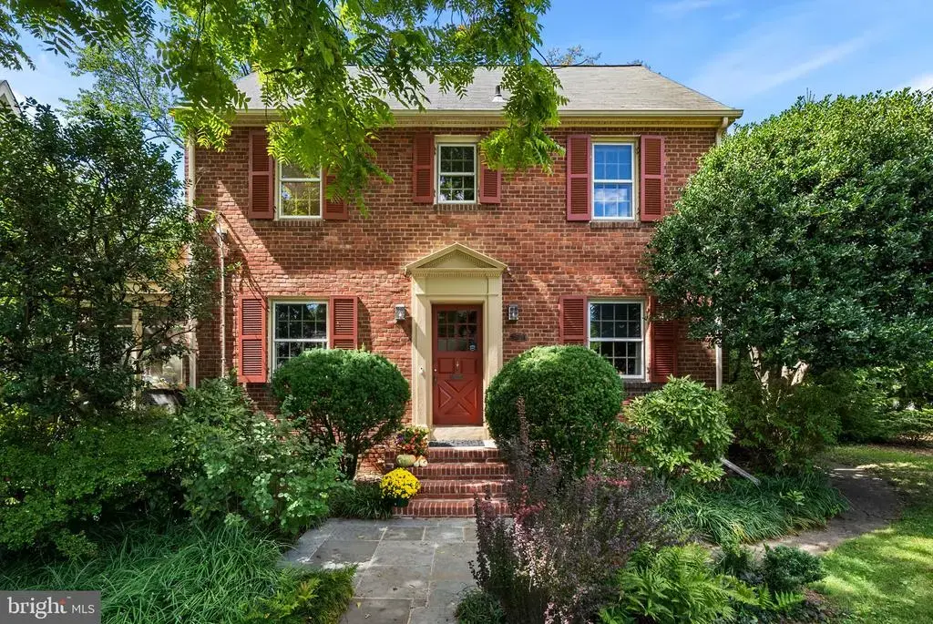 1522 N Buchanan St, ARLINGTON