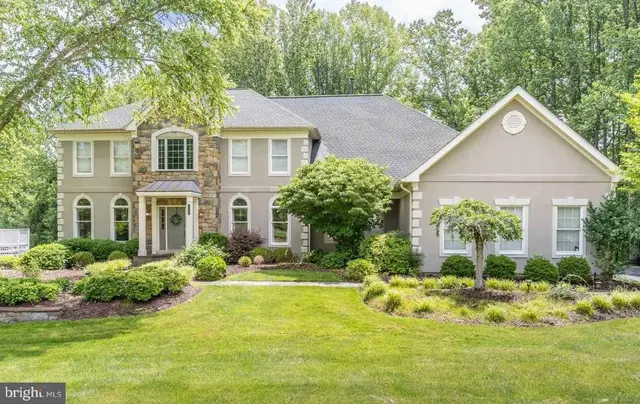 1284 Cobble Pond Way, Vienna