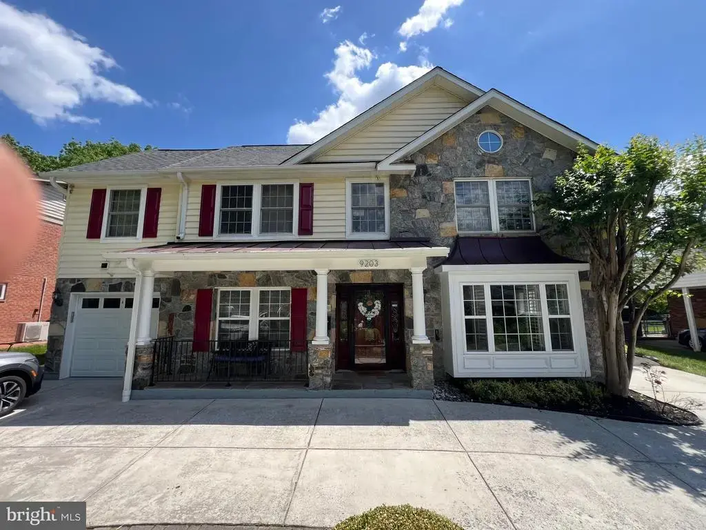 9203 Cedarcrest Dr, BETHESDA