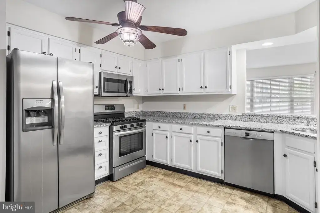 2902 Yarmouth Ln, MOUNT LAUREL