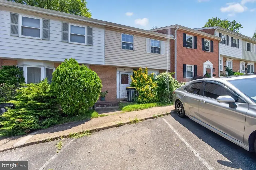 3731 Swann Rd #8, SUITLAND