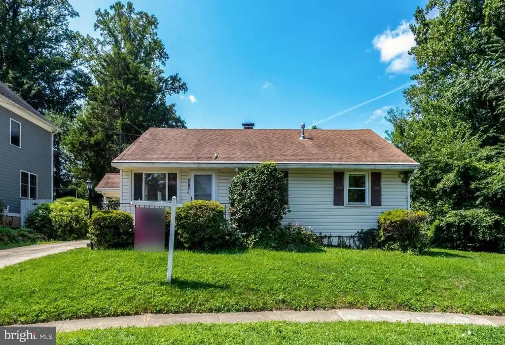 1914 Storm Dr, FALLS CHURCH