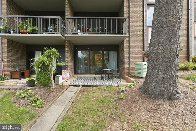 9735 Kings Crown Ct #1, Fairfax