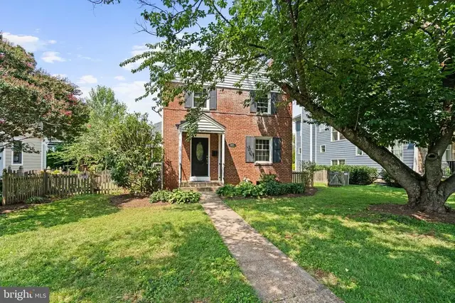 5811 Walton Rd, Bethesda
