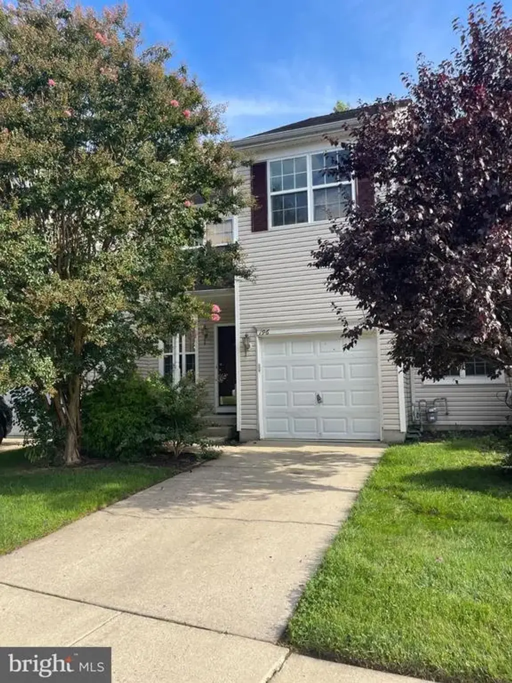 196 Chancellor Dr, WOODBURY