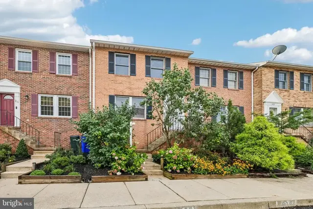 1217 Oak View Drive, Mount Airy