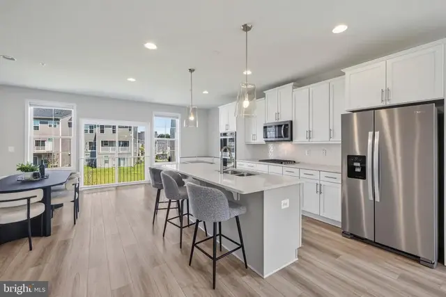 1042 High Point Trl, Laurel