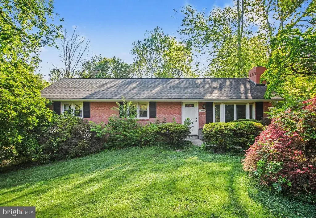 7409 Lake Dr, MANASSAS