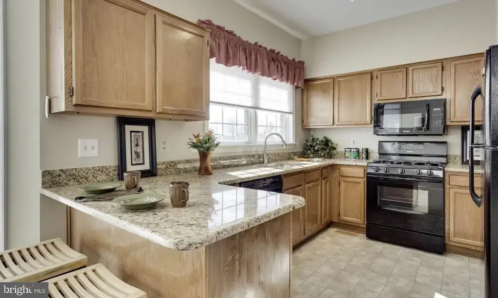 5511 Village Center Dr, CENTREVILLE