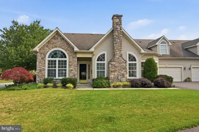 164 Shady Brook Dr #293, Langhorne