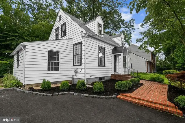 1205 Lore Ave, Wilmington