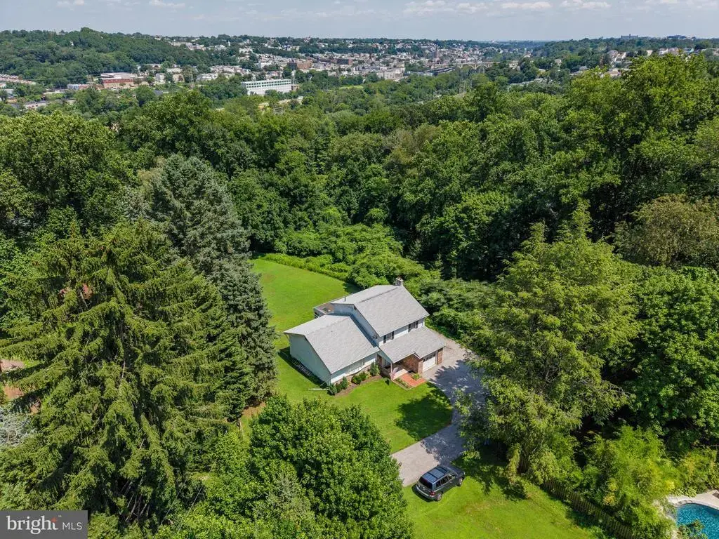 1512 Flat Rock Rd, PENN VALLEY