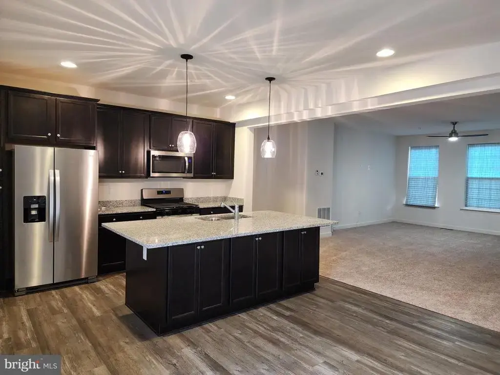 299 Buckeye Cir, LA PLATA