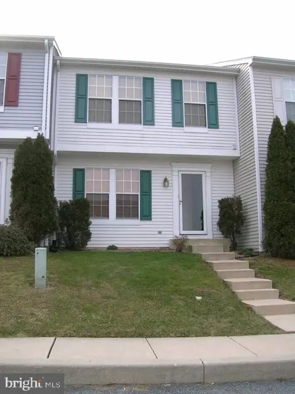 4 E Shetland Ct, NEWARK