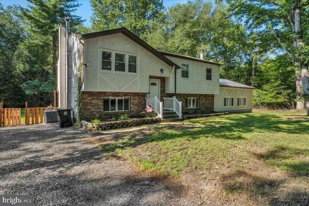 635 Raritan Avenue, ATCO