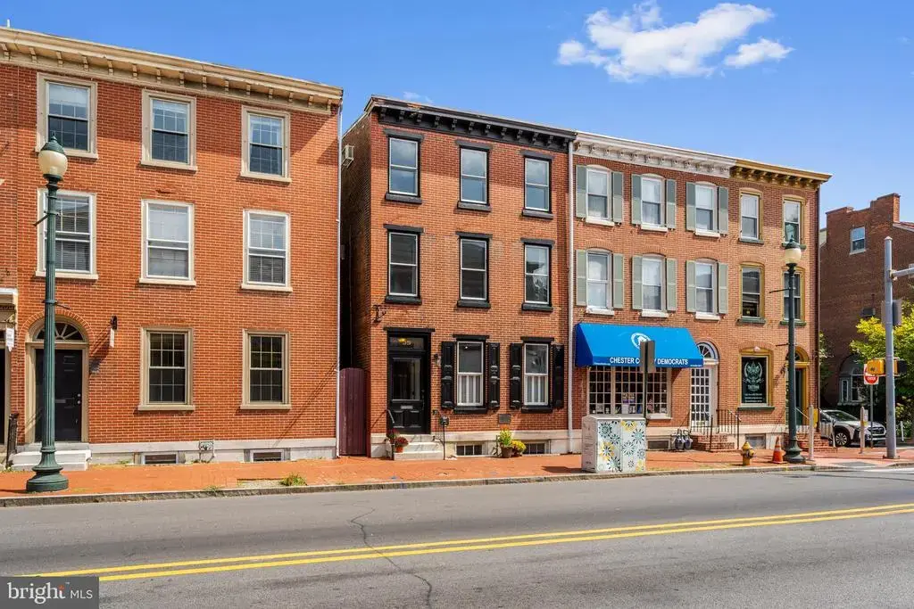 35 S High St, WEST CHESTER