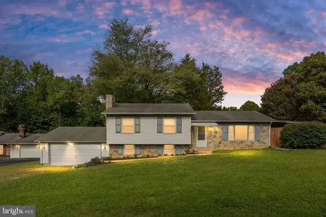 605 Payton Dr, Fredericksburg