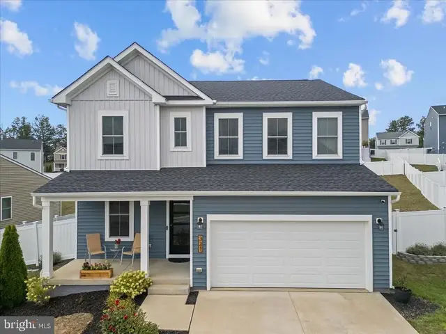 321 Cedar Spring Dr, Strasburg