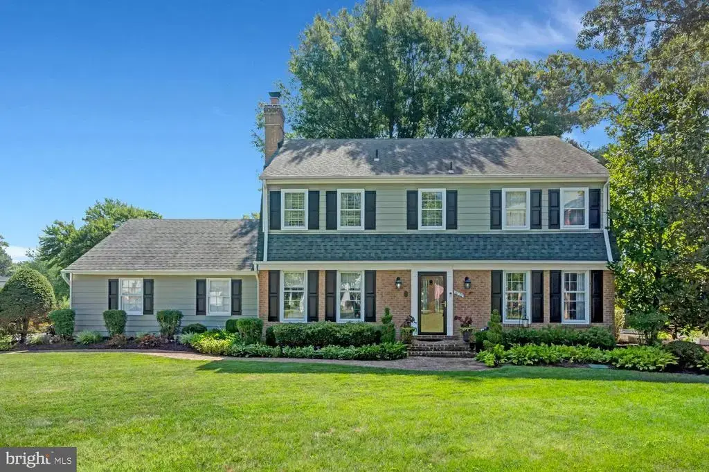 3723 Riverwood Rd, ALEXANDRIA