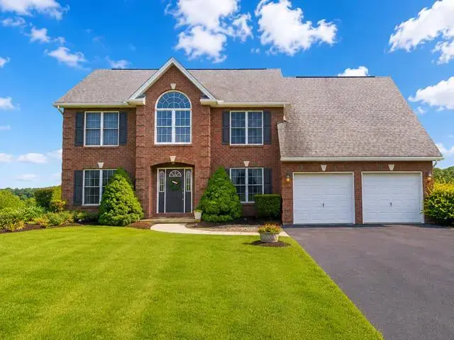 8 Sunshine Cir, Lewistown