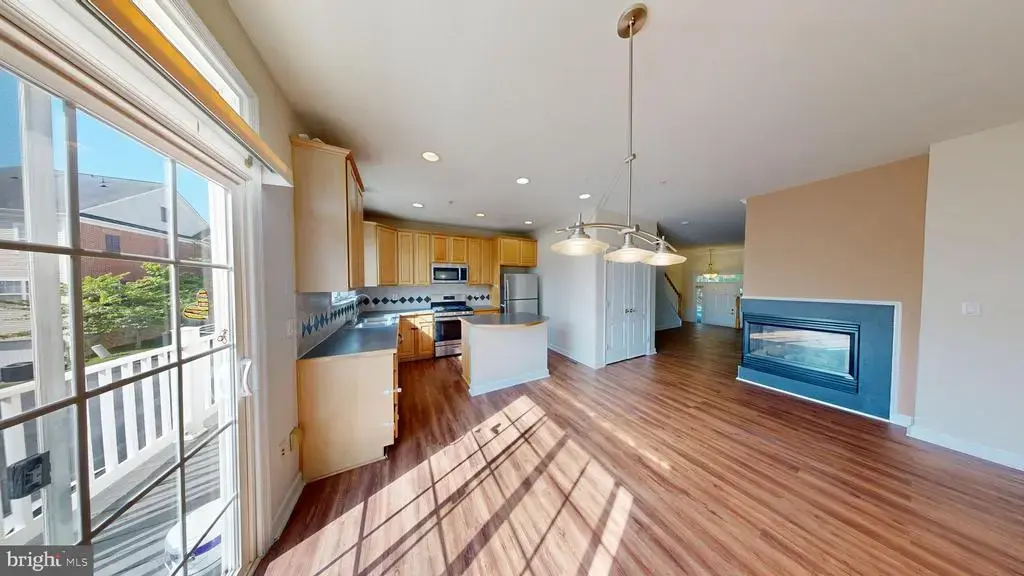 308 Garden View Sq, ROCKVILLE