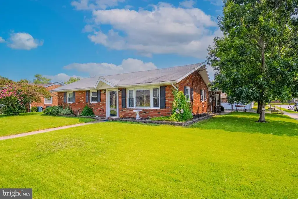 66 Troy Ave, GIBBSTOWN