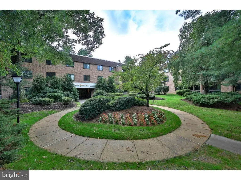 1650 Oakwood Dr #e313, NARBERTH