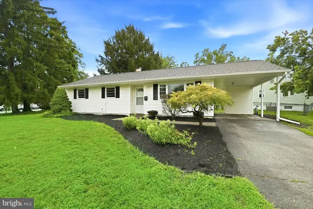 404 S Brownleaf Rd, NEWARK