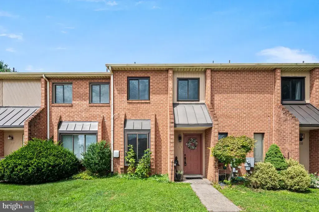 135 Caernarvon Ct, EXTON