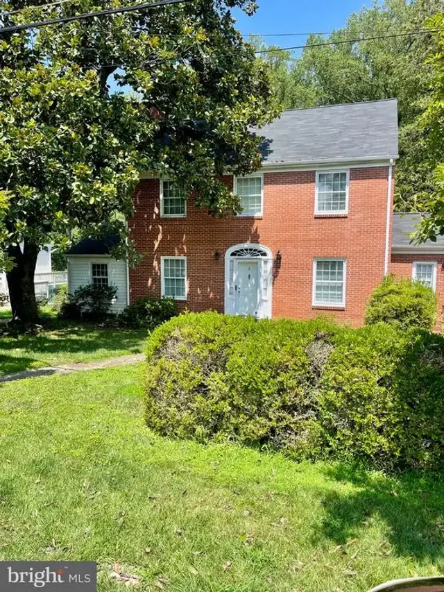 8 Brice Rd, Annapolis