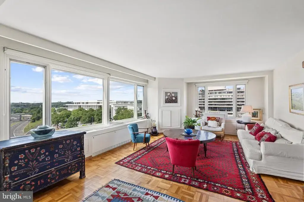2475 Virginia Ave Nw #822, WASHINGTON