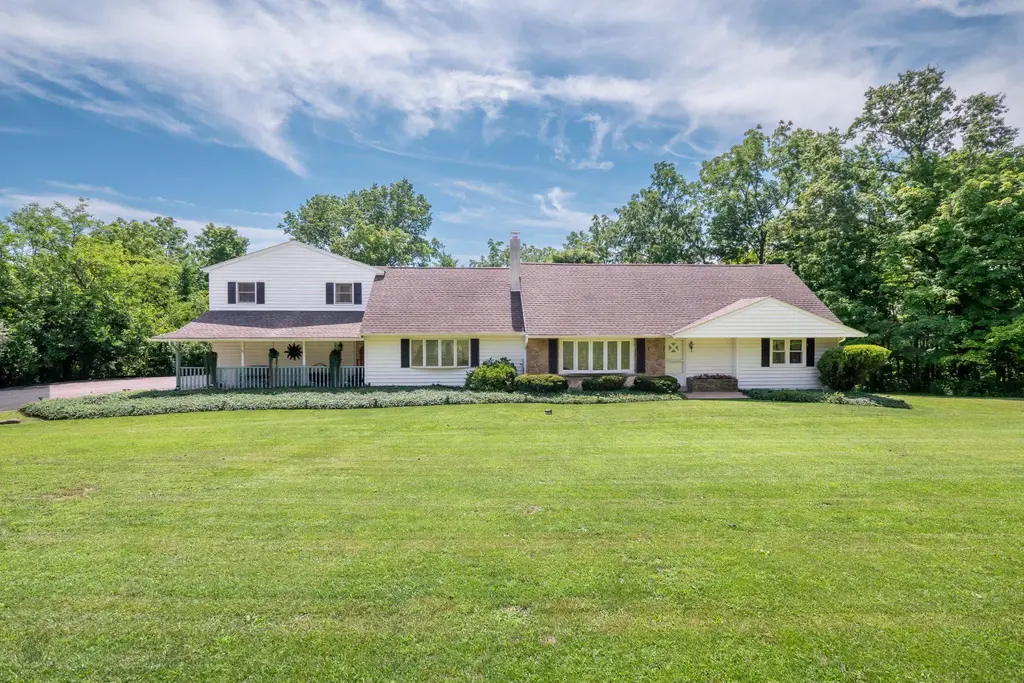 630 Wilson Ln, SELLERSVILLE