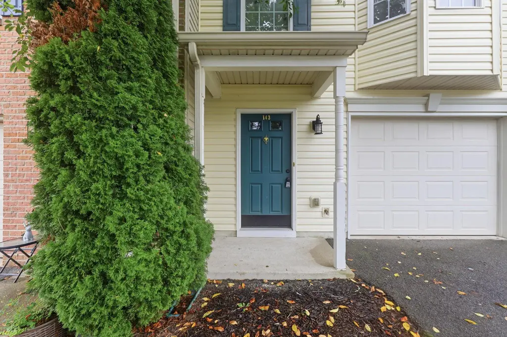 143 Teague Ln, MARTINSBURG