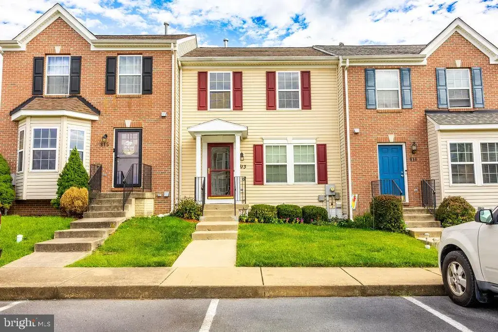 813 Desota Way, MARTINSBURG