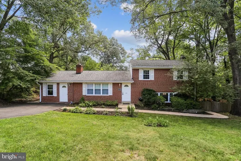 8317 Accotink Rd, LORTON
