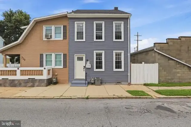 318 S Sherman St, York